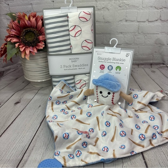 NWT Modern Baby 2pk Soft swaddle blankets w/ Snuggle Blankie  baseball themed - Picture 1 of 7